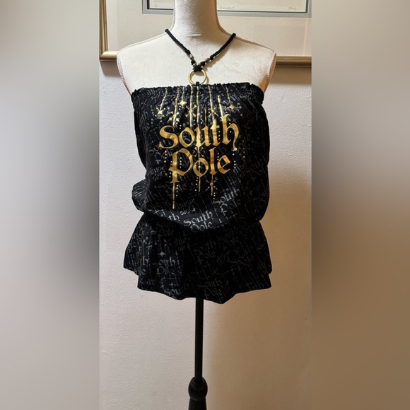 South Pole - Picture 1 of 12